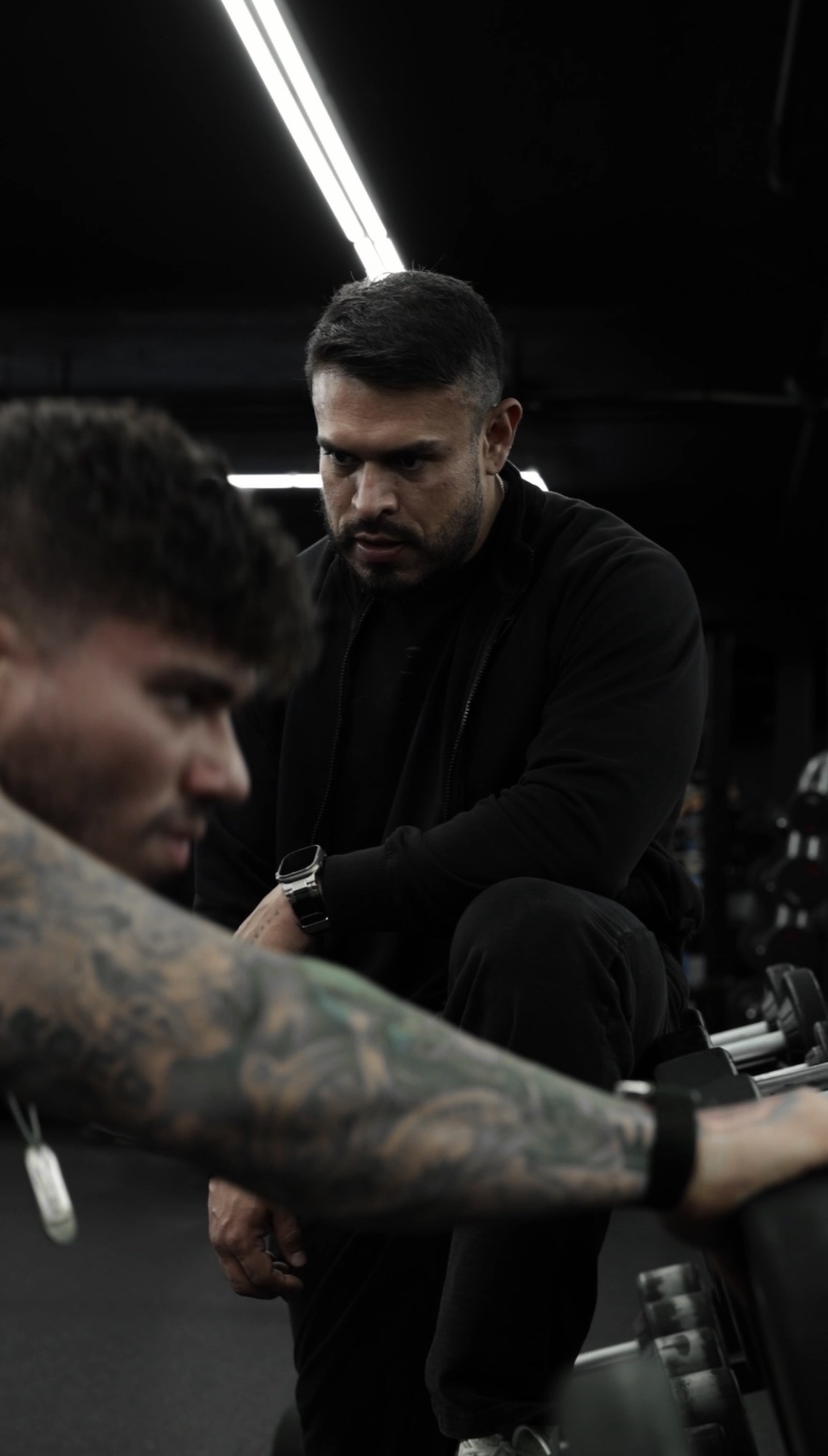 One-on-one training guidance at ALL-ONE GYM