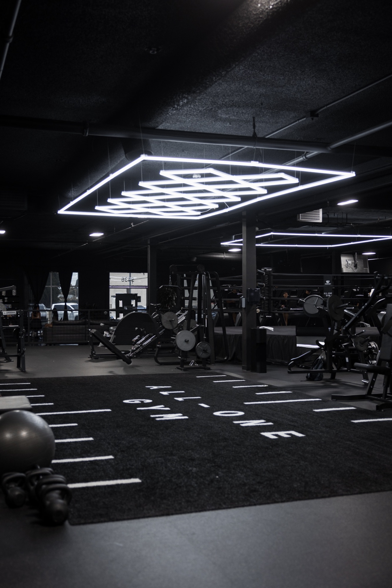 Spacious training floor