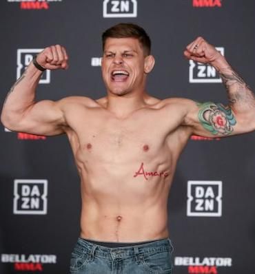 Craig Campbell photo