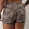 women's shorts Photo 2