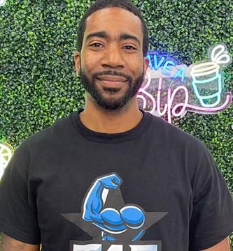 Derick Whitely photo