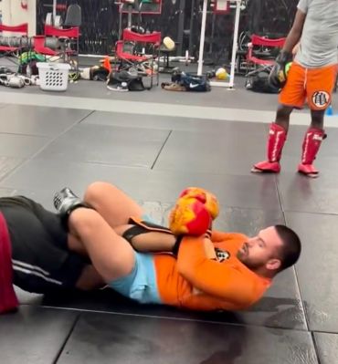 Alex Hernandez photo