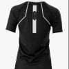 WOMEN'S SHORT SLEEVE PRO RANKED RASH GUARD Photo 2