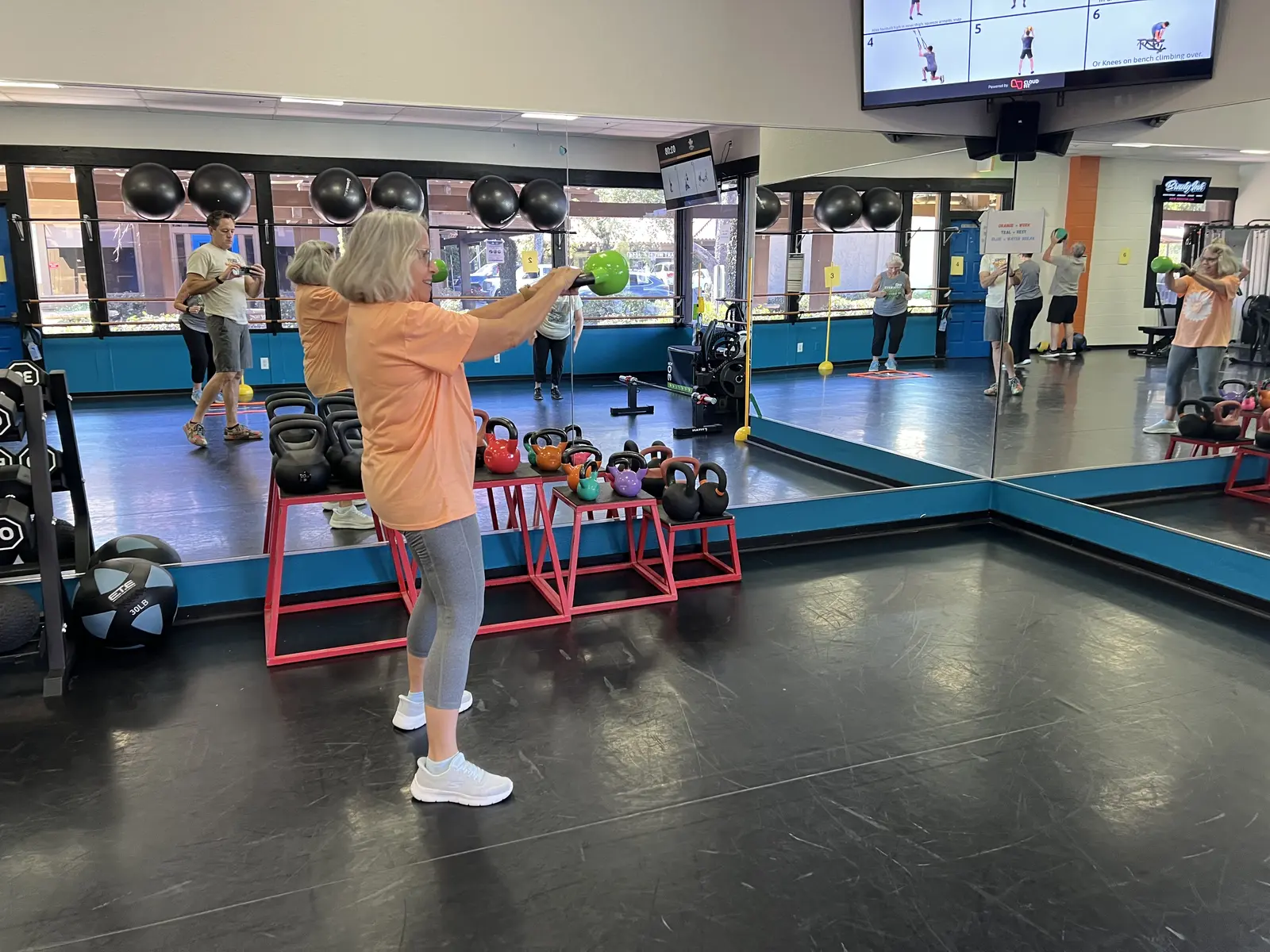 Power and conditioning training at Wise Owl Fit