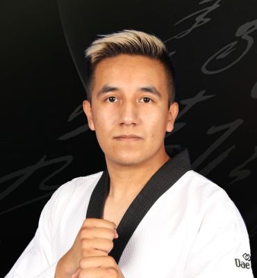 Instructor Salvador Nieves