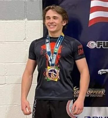 Ethan Anthony photo